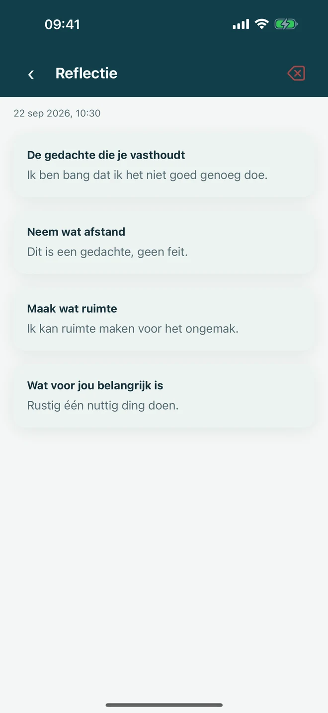 Een ACT-reflectie die een moeilijke gedachte van een feit onderscheidt en terugkeert naar een gekozen richting.