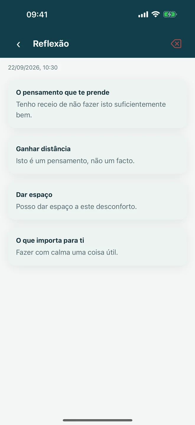 Uma reflexão ACT que separa um pensamento difícil de um facto e regressa a uma direção escolhida.